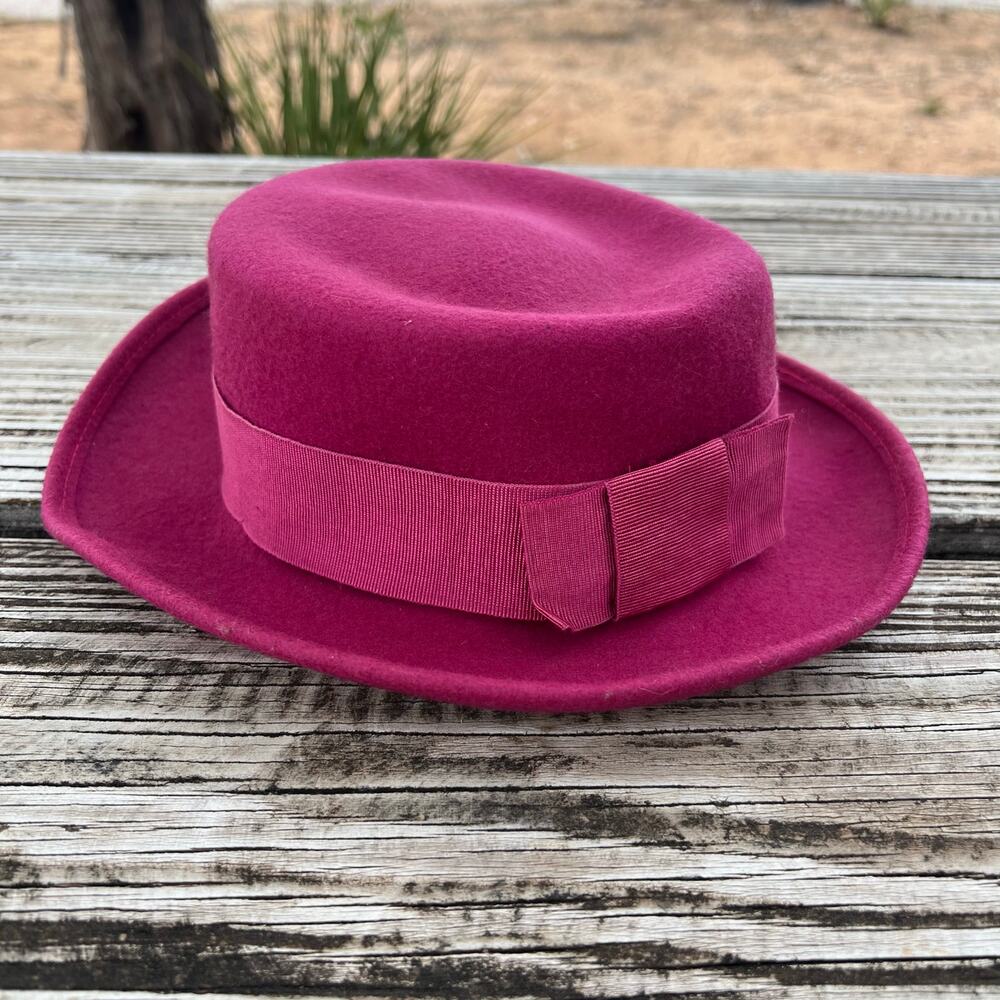 Vintage Nordstrom Wool Felt Hat Womens Magenta Bow 90s Made in Italy Boater Pink